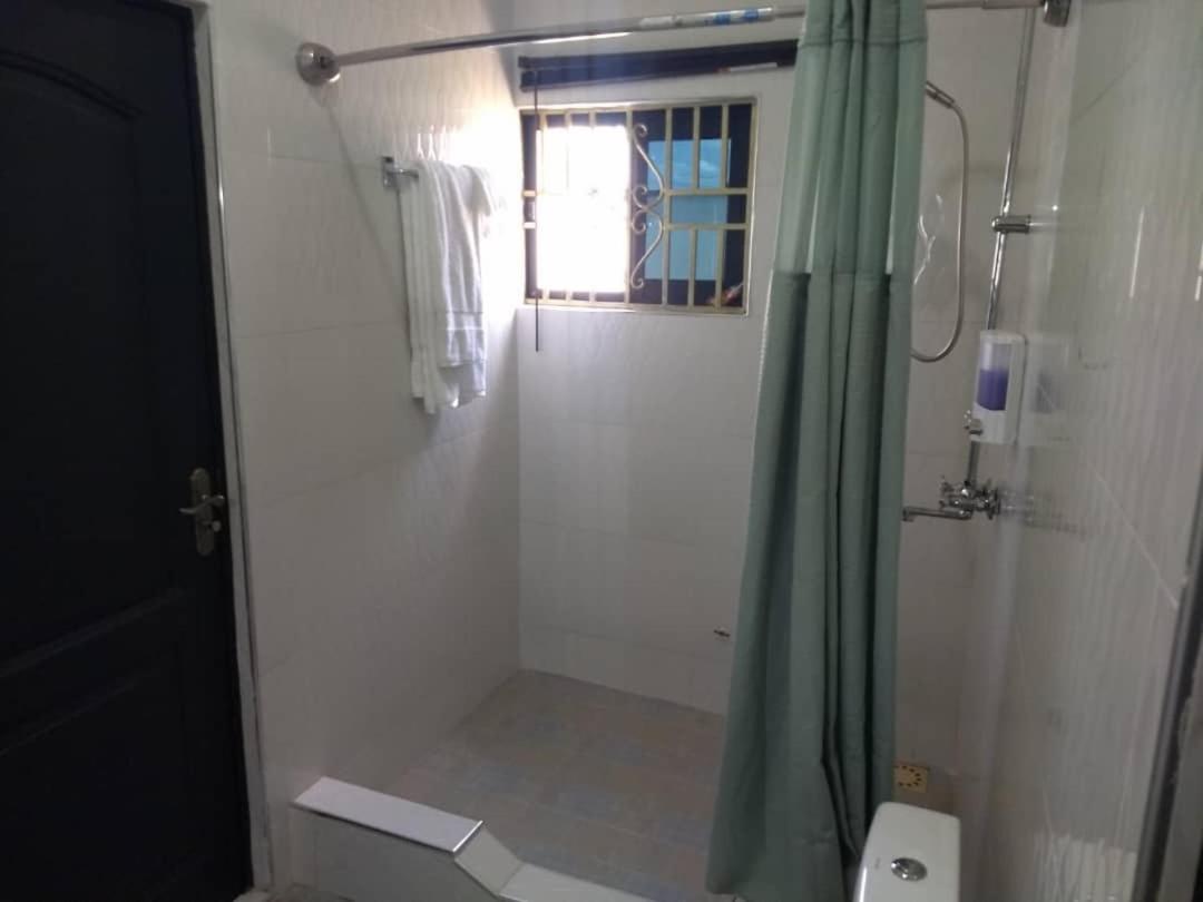 The Winford Boutique Hotel Achimota Taifa Eksteriør billede