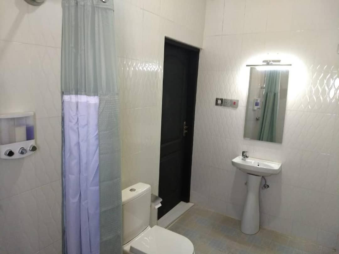The Winford Boutique Hotel Achimota Taifa Eksteriør billede