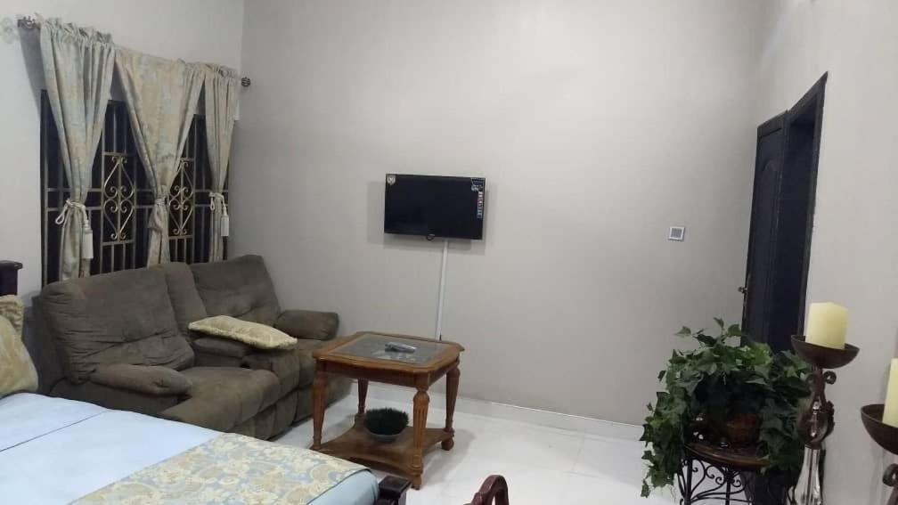 The Winford Boutique Hotel Achimota Taifa Eksteriør billede